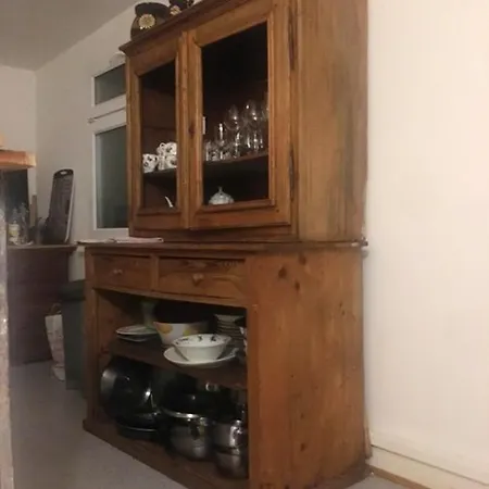 Appartamento With 4 Bedrooms In With Wonderful Mountain View And Wifi 15 Km From The Slopes